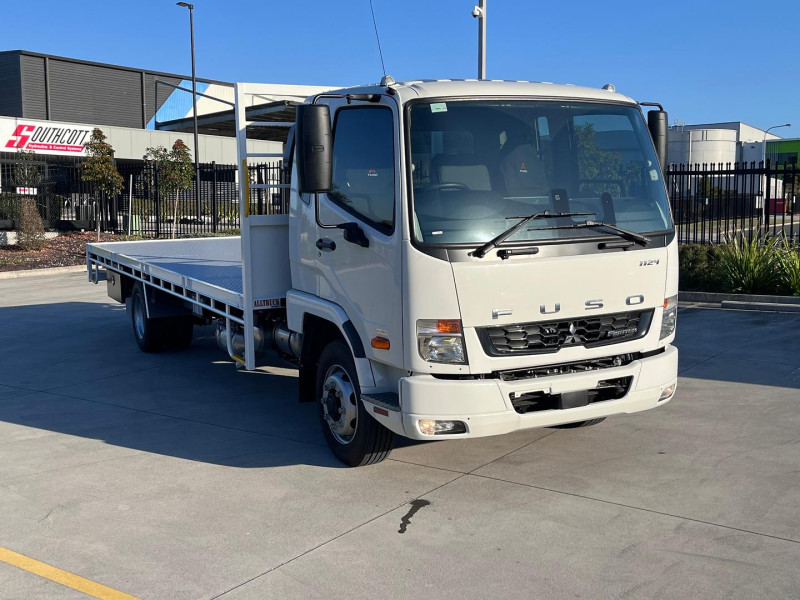 2026 Fuso Fighter 1124 FLAT STEEL TRAY WITH CONTAINER PINS 
