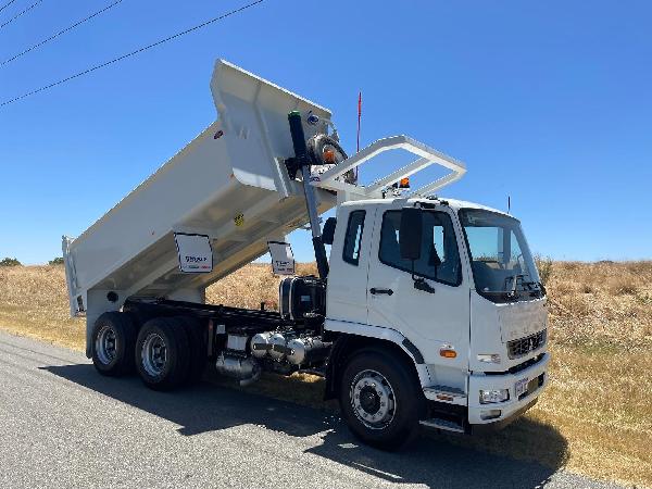 2023 Fuso Fighter 2427