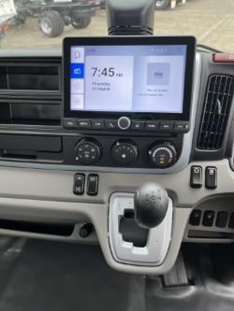 2025 Fuso Canter 615 