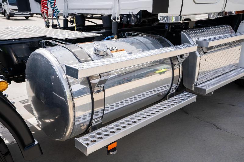 2024 Freightliner Cascadia 116 EURO 6 EMISSION STANDARD 