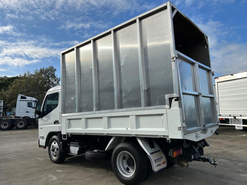 2024 Fuso Canter 615 Tipper REMAINDER OF FACTORY WARRANTY 
