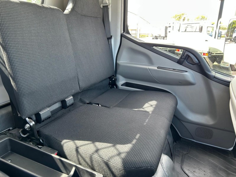 2020 Fuso Canter 515 Car Licence 