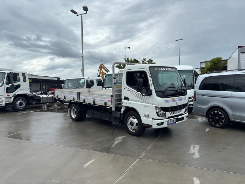 2024 Fuso eCanter e615 Heavy Duty Alloy Tray 