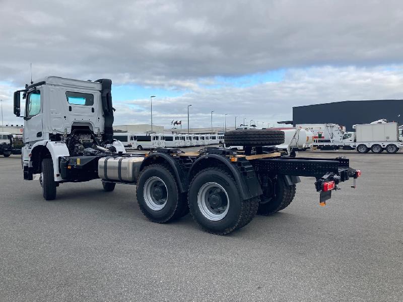 2022 Mercedes-Benz Arocs 3343 
