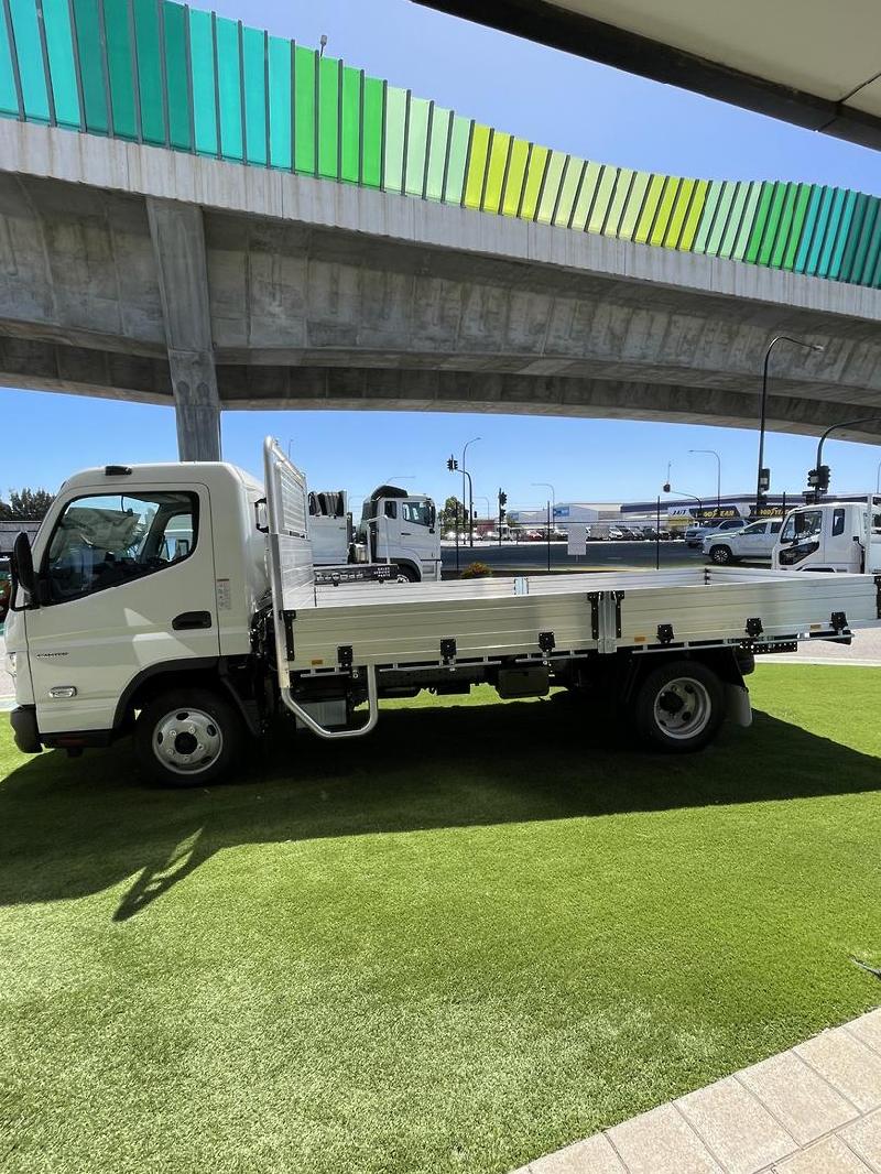 2024 Fuso Canter 515 Alloy 