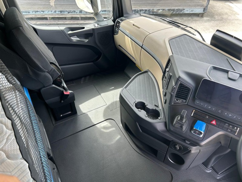 2024 Mercedes-Benz Actros 2663 SHOW DAY DEMO 