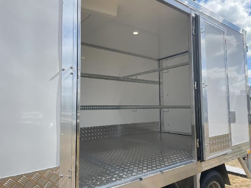 2024 Fuso Canter 515 
