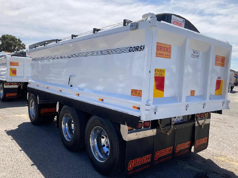 2024 Freightliner Cascadia 116 Tipper