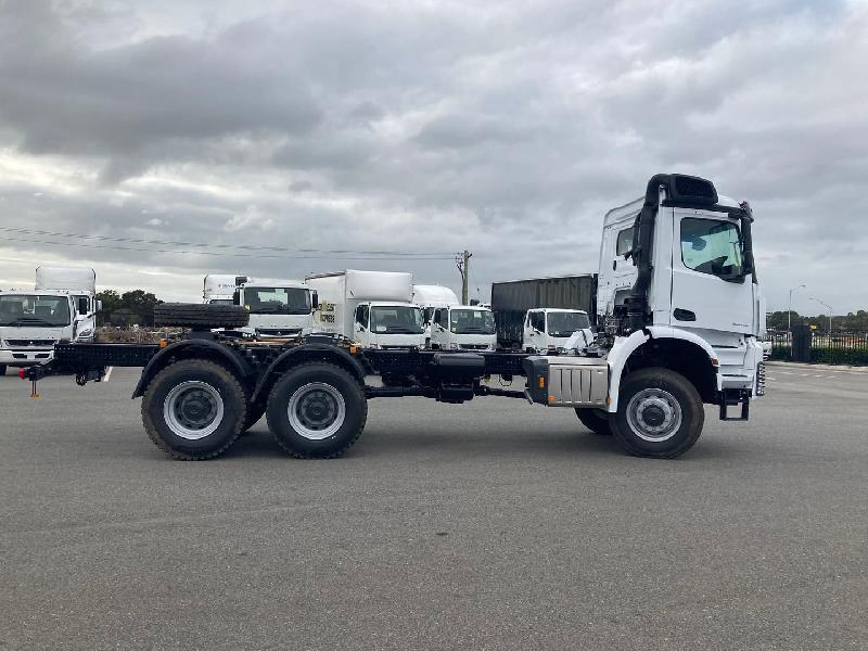 2022 Mercedes-Benz Arocs 3343 