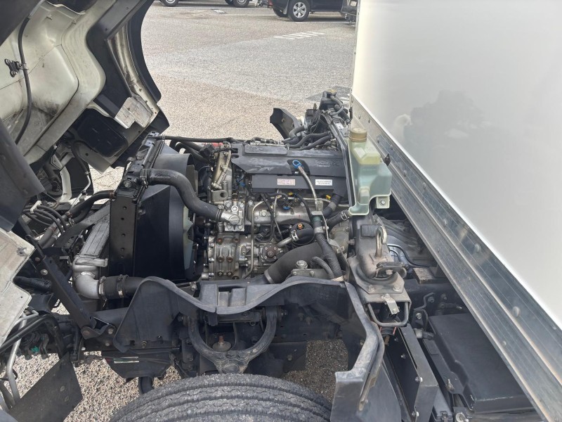 2021 Fuso Canter 515 Pantech with tailgate lifter 