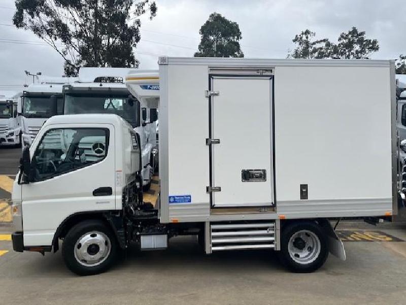 2023 Fuso Canter 515