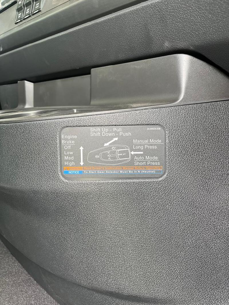 2024 Freightliner Cascadia 116 