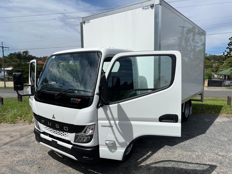 2024 Fuso Canter 515 ALLY PANTECH ROLLER DOOR 