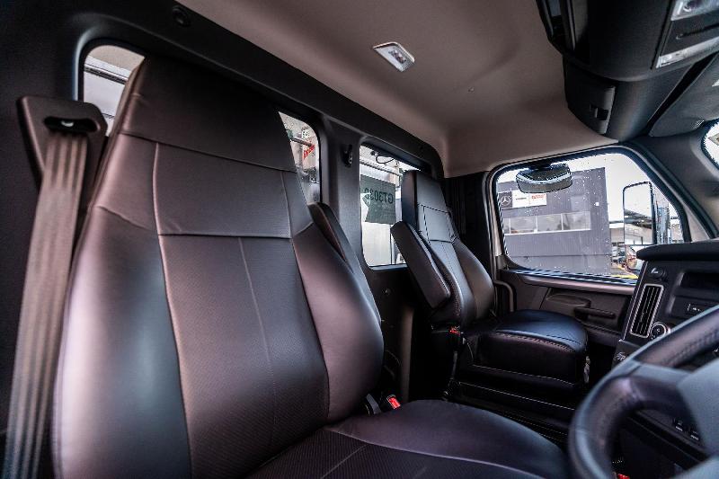 2024 Freightliner Cascadia 
