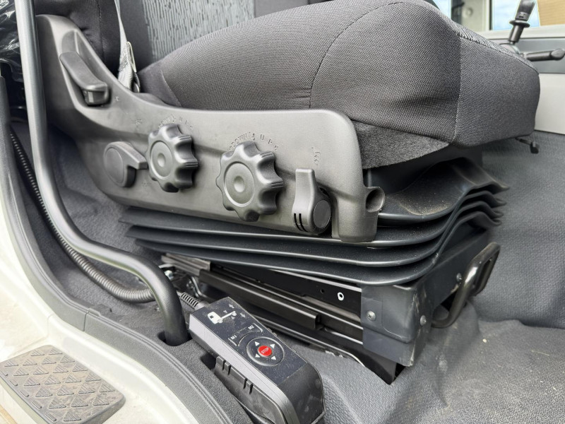 2025 Fuso Shogun FV84 400 14 Pallet Pantech with Tailgate 