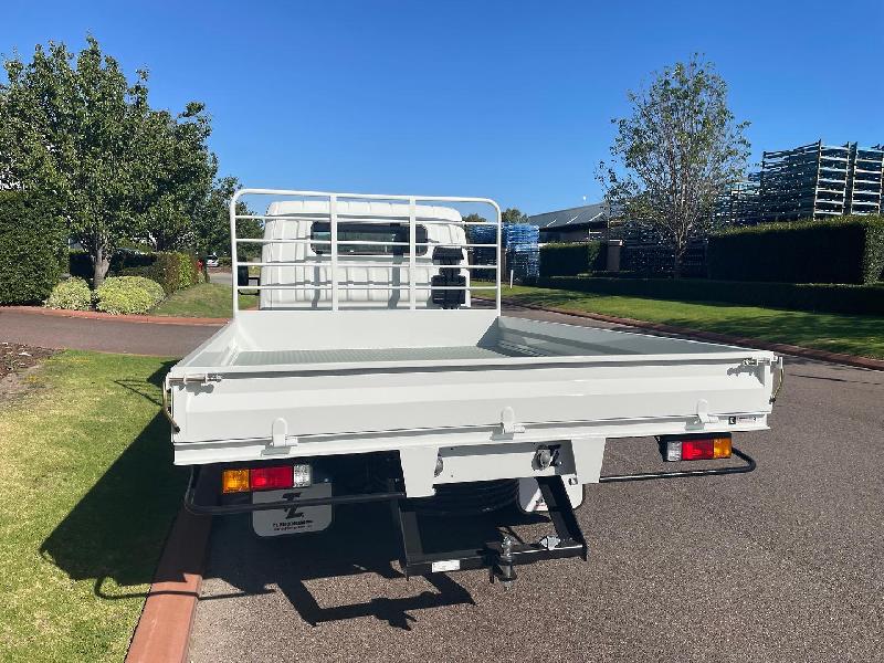 2023 Fuso Canter 815 