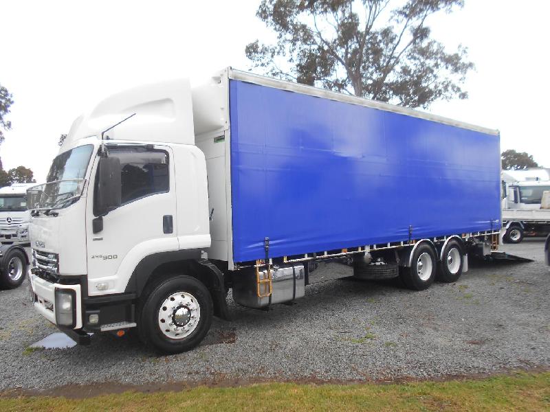 2017 Isuzu Fvl 