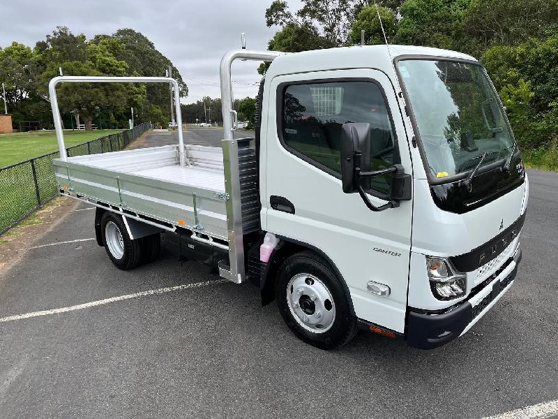 2025 Fuso Canter 515 Need a truck asap we have one ready to go