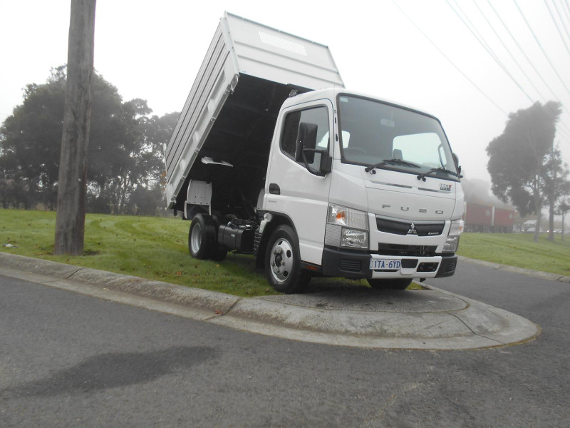 2023 Fuso Canter 615 2023 FUSO CANTER 615 FACTORY TIPPER 