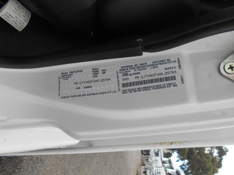 2021 Fuso Fighter 2427 14 PALLET CURTAINSIDER 