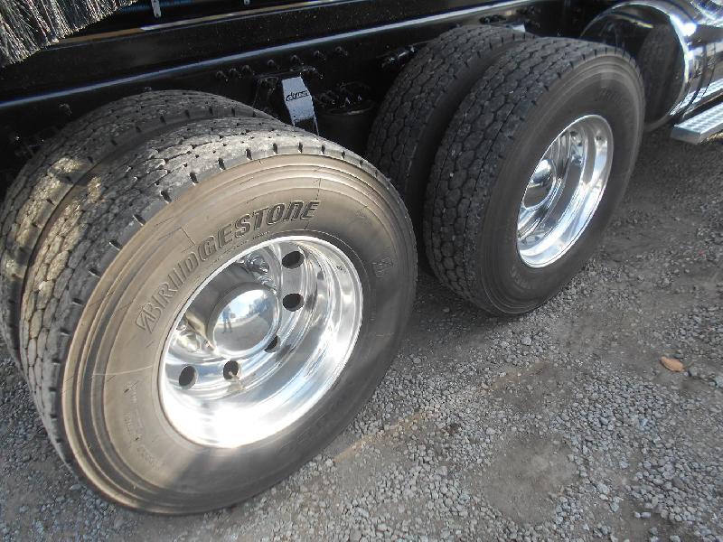 2023 Freightliner Cascadia 126 Tipper 