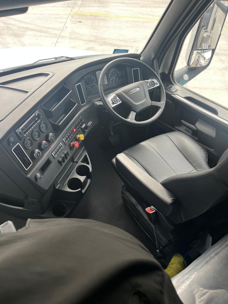 Velocity Truck Centers Australia