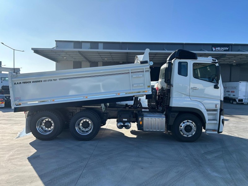 Velocity Truck Centers Australia