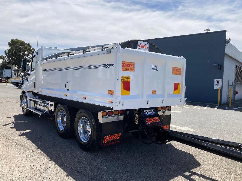 2024 Freightliner Cascadia 116 Tipper