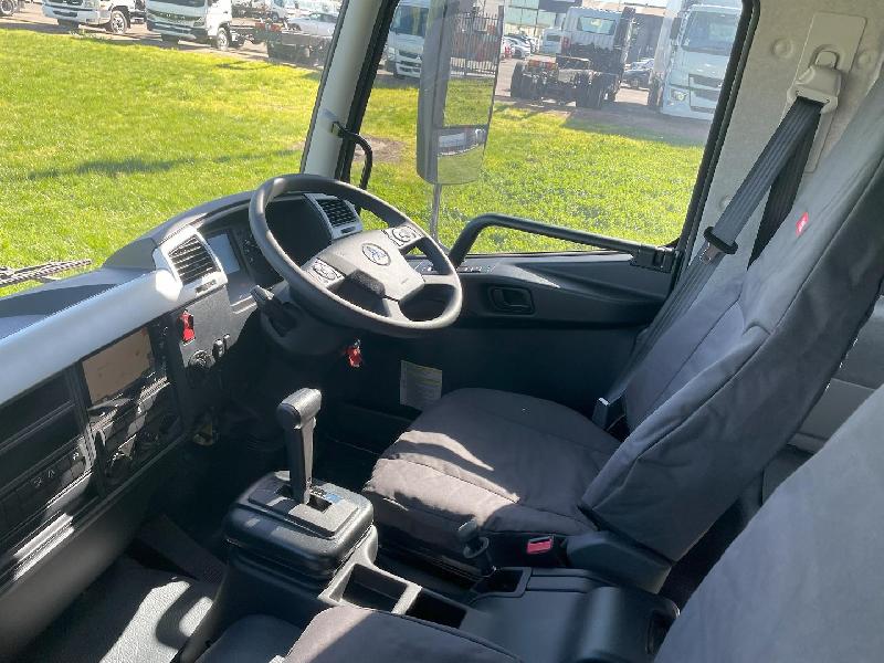 2024 Fuso Fighter 1224 e6 10 Pallet Curtainsider 