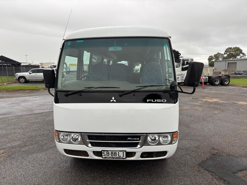 2016 Fuso Rosa Deluxe 25 Seat 