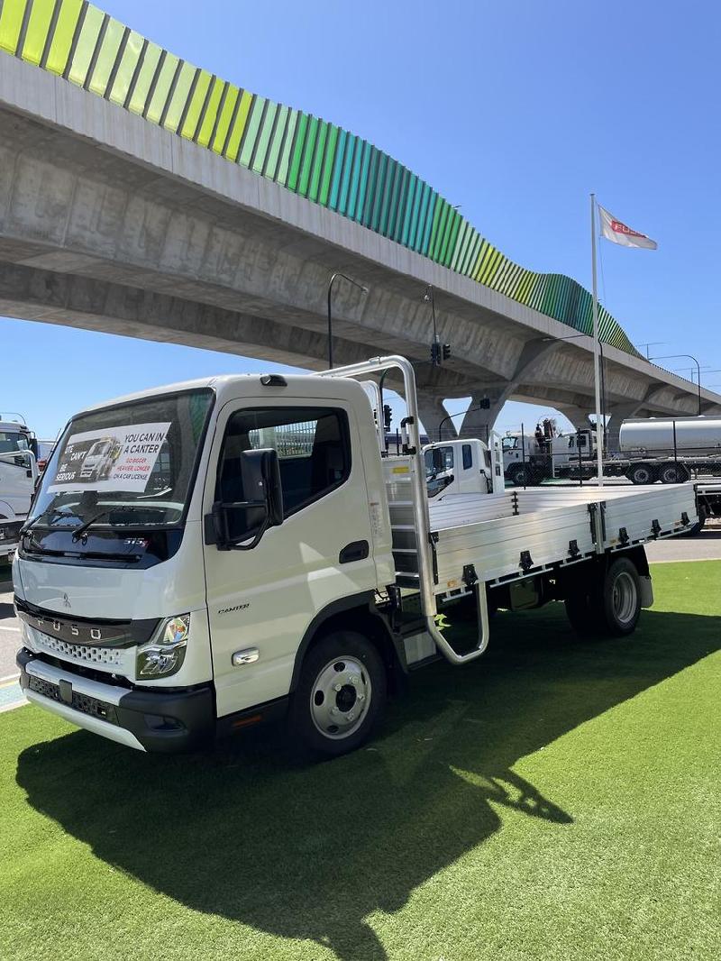 2024 Fuso Canter 515 Alloy 