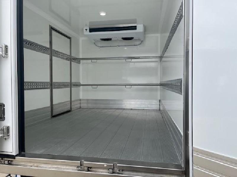 2023 Fuso Canter 515 