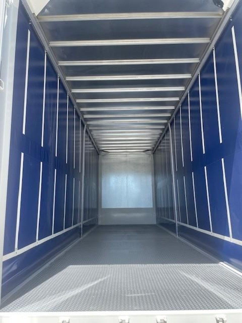 2024 Fuso Fighter 2427 Fighter 2427 Curtainsider 