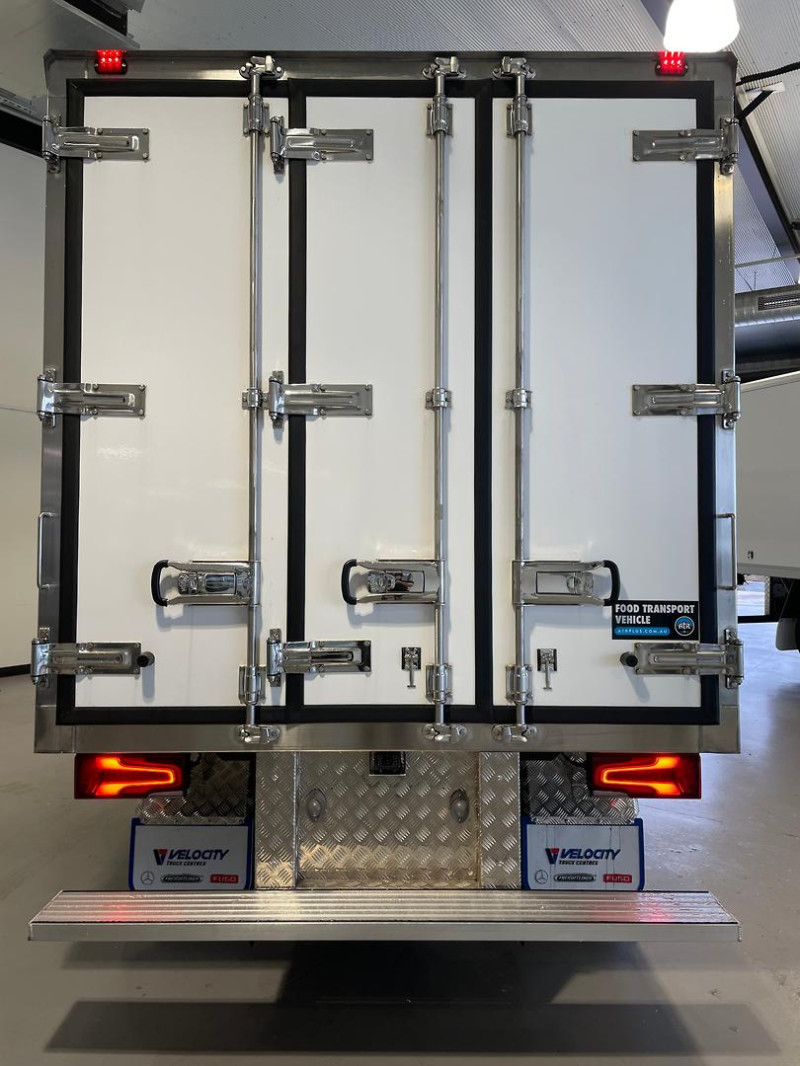 2026 Fuso Canter 515 AMT Euro 6 Fridge Pantech 