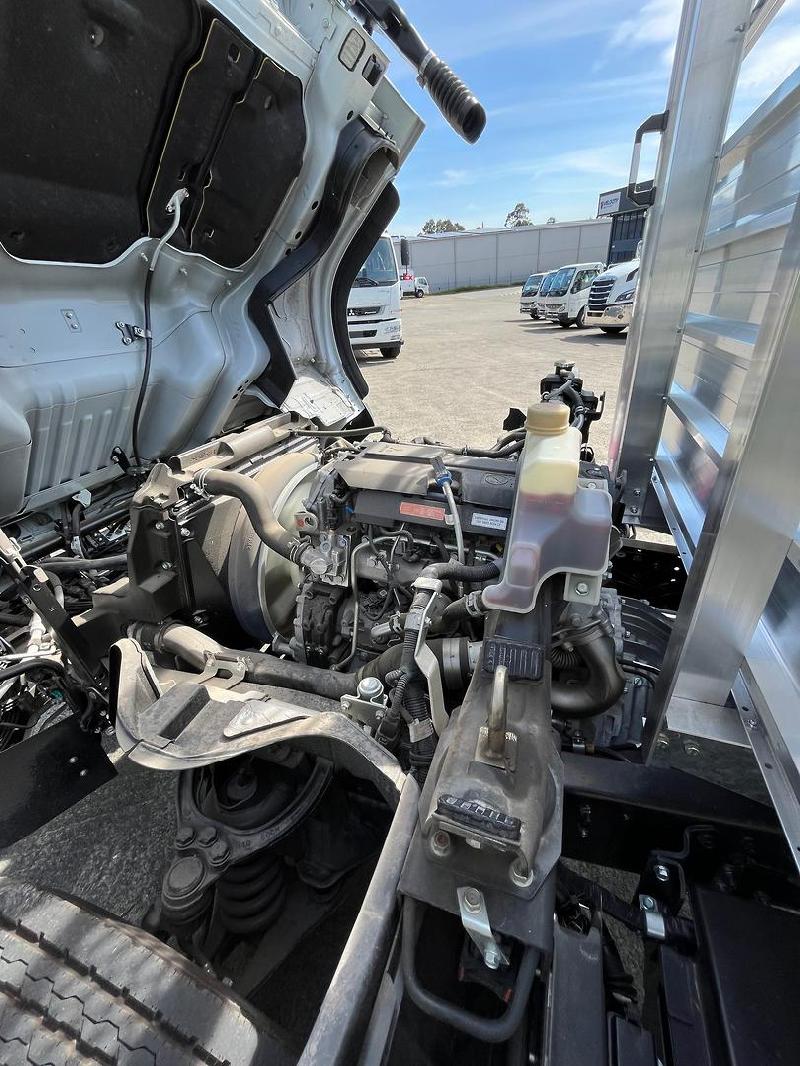2025 Fuso 515 515 Ready built tray. 