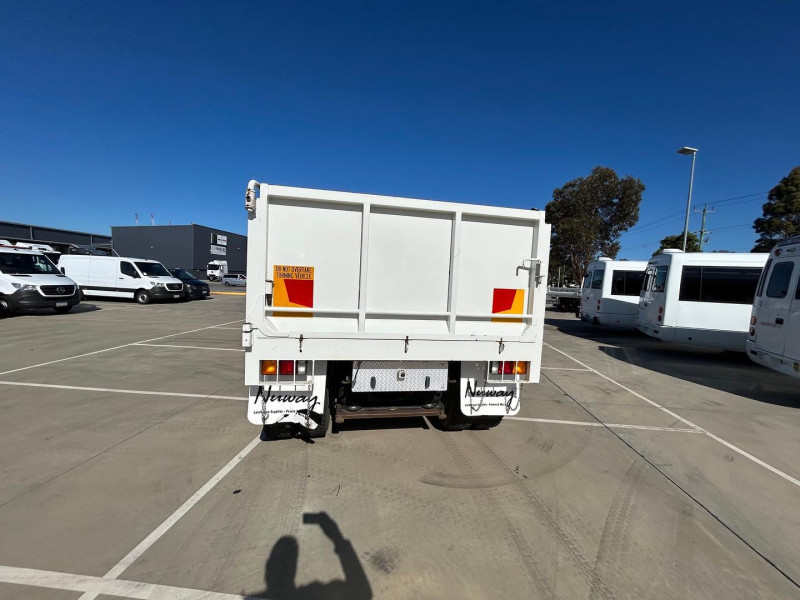 2020 Fuso Fighter 1627 TIPPER with Split tipper tub 