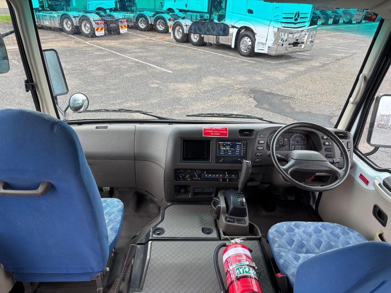 2016 Fuso Rosa Deluxe 25 Seat 