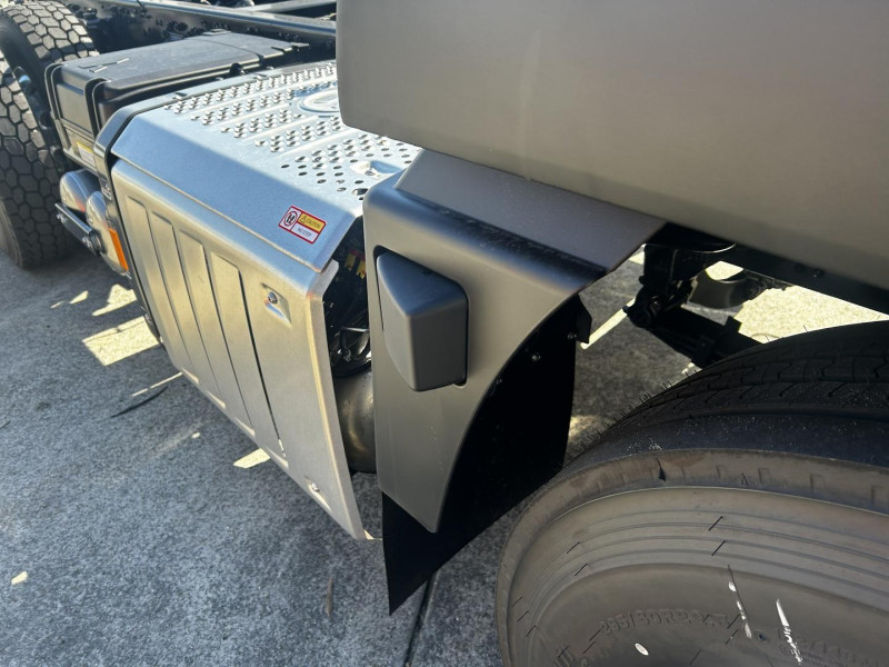 Velocity Truck Centers Australia