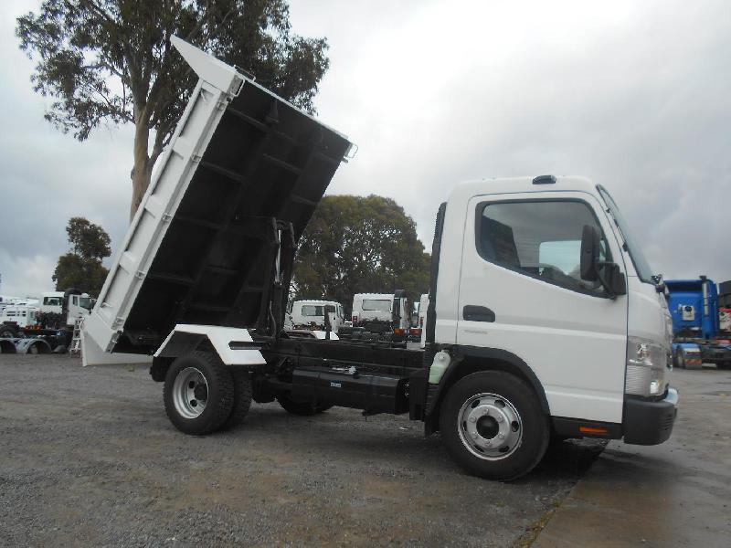 2022 Fuso Canter 815 Wide 