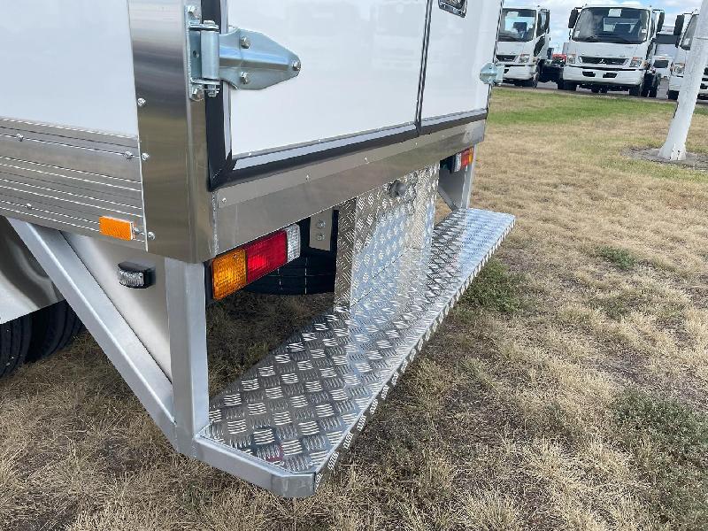 2024 Fuso Canter 515 