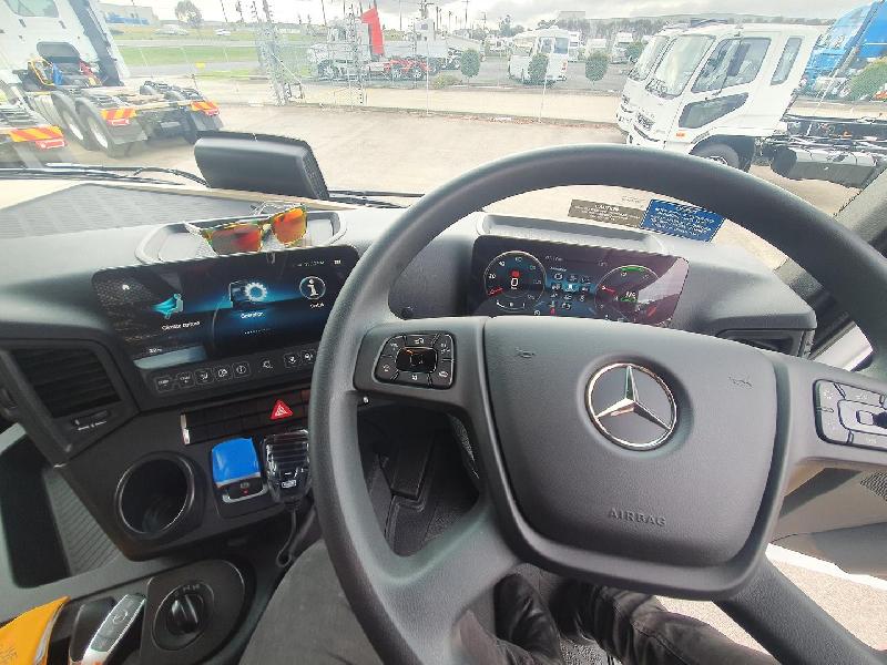 2024 Mercedes-Benz Actros 