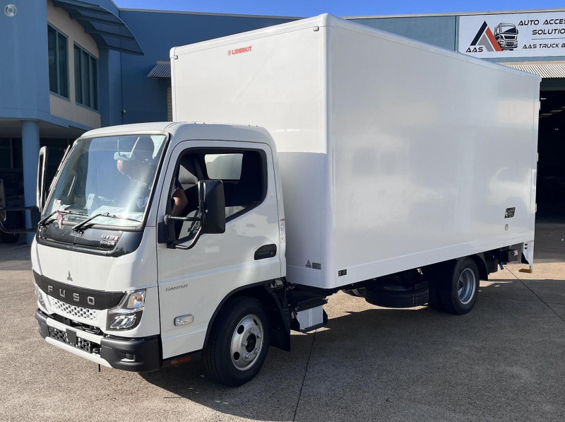 2024 Fuso Canter 515 Pantech LIDERKIT LIGHTWEIGHT BODY AND LOADER 