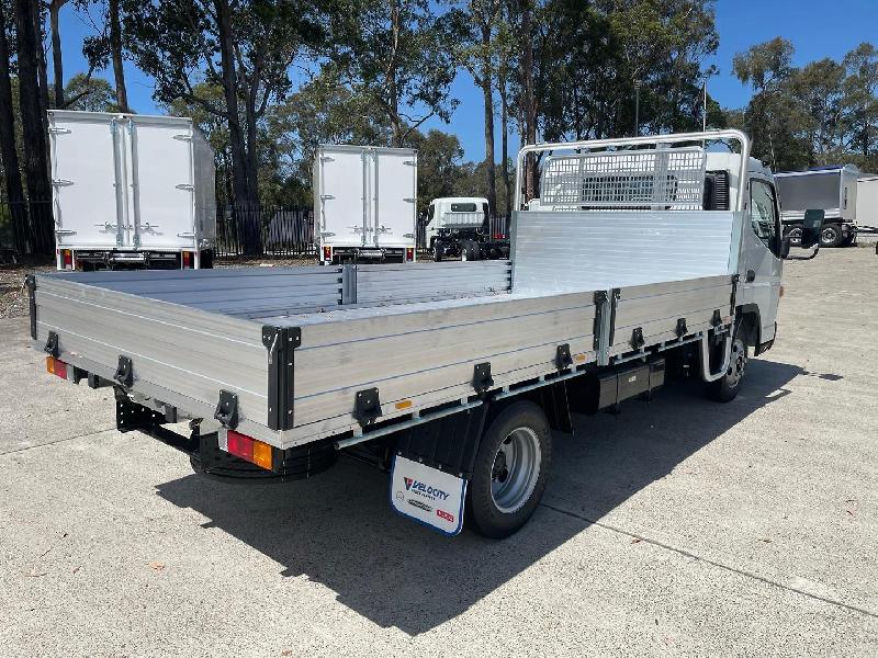 2023 Fuso Canter 515 