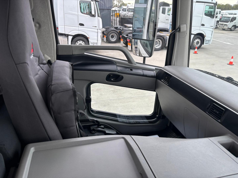 2024 Fuso Shogun FP74 400 PRIME MOVER 