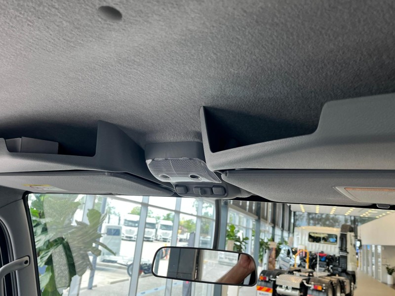 2026 Fuso Canter 4x4 CAB CHASSIS 