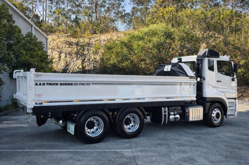 2024 Fuso Shogun FV74 460 