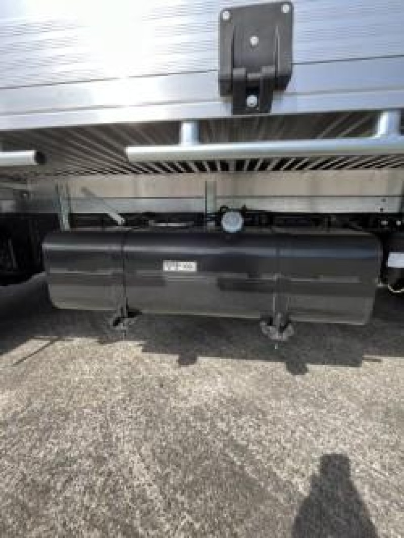 2025 Fuso Canter 815 