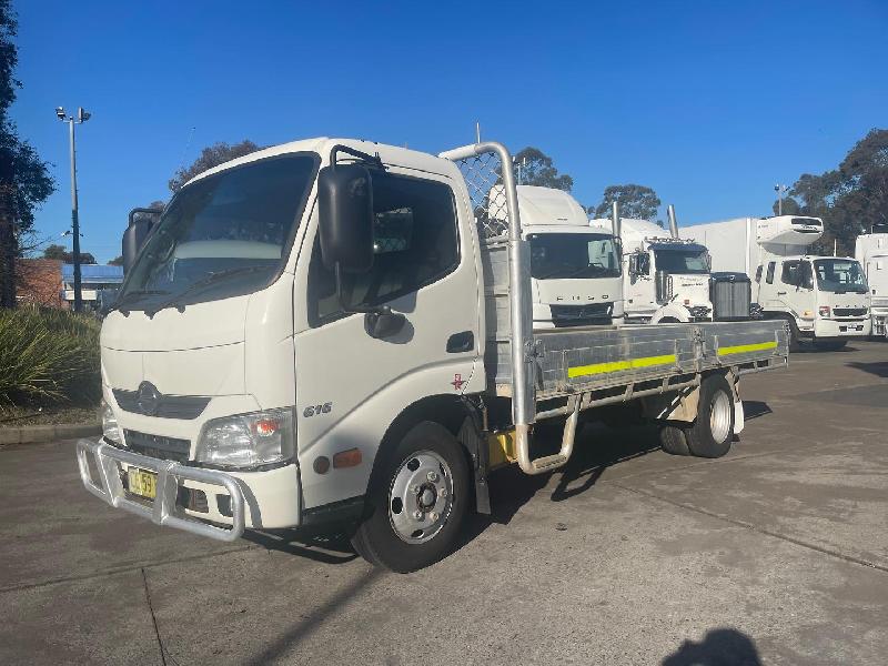 2015 Hino 300 616 