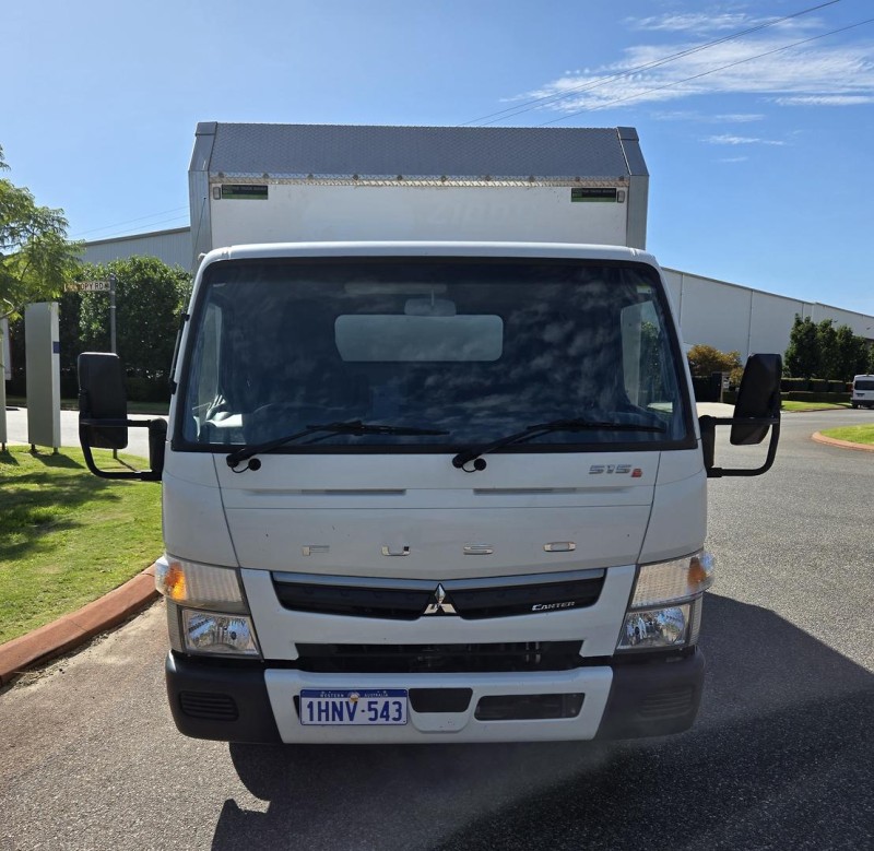 2021 Fuso Canter 