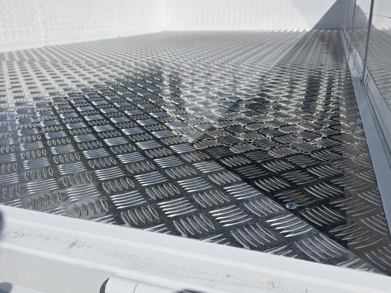 2025 Fuso Canter 615 HEAVY DUTY ALLOY TRAY 